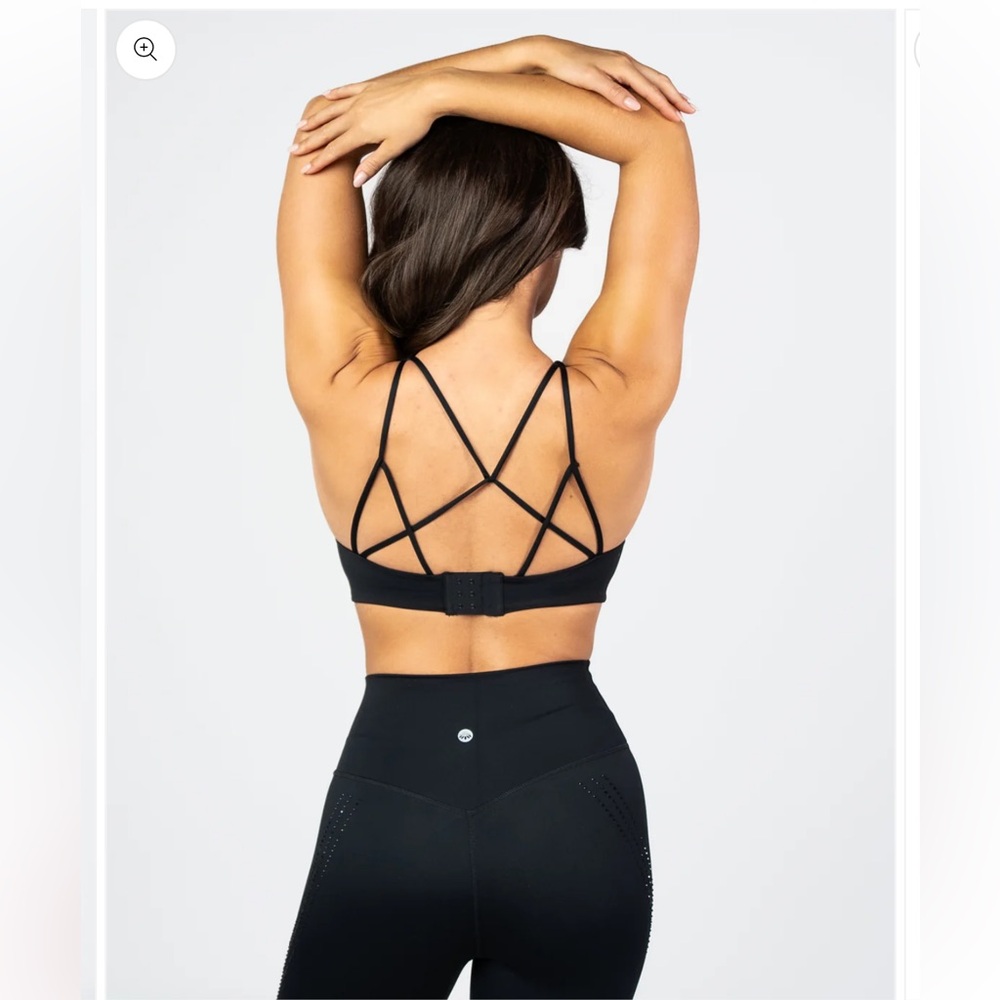 Senita Athletics - Lux Ready Set Sports Bra - Black Sz Medium